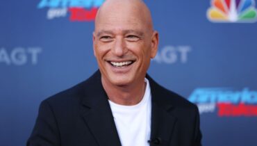 Howie Mandel reveals all his secrets on how to stay young. Howie Mandel reveals all his secrets on how to stay young.