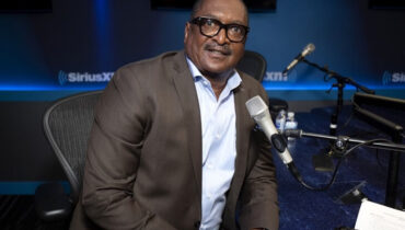 Beyonce’s father, Mathew Knowles, is suffering from breast cancer. Beyonce’s father, Mathew Knowles, is suffering from breast cancer.